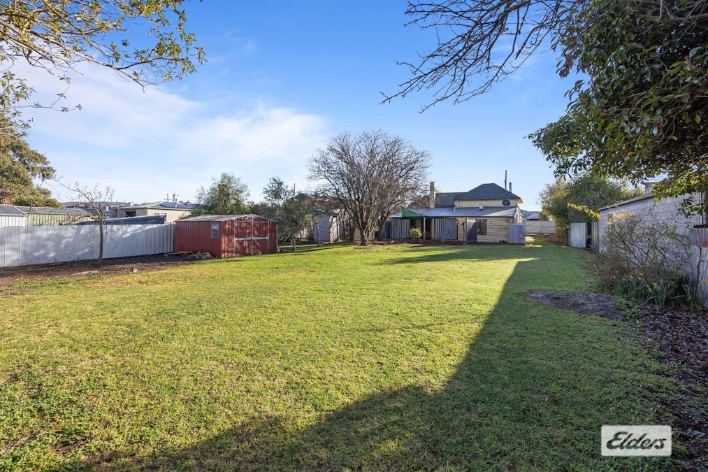 60 Moore Street, Ararat, VIC, 3377 - Image 12