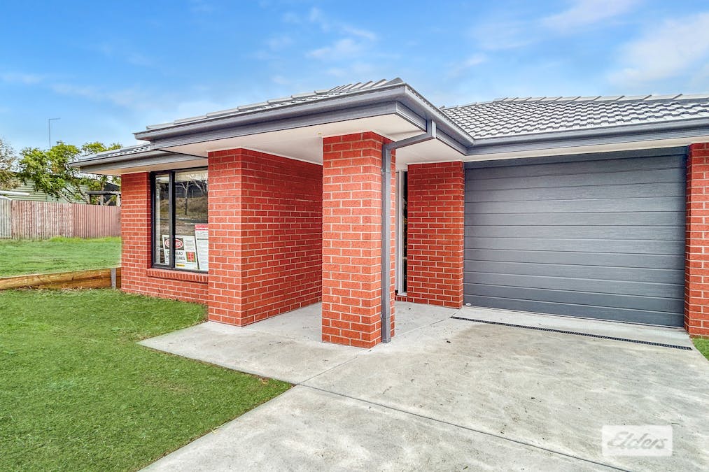 19 Kofoed Street, Ararat, VIC, 3377 - Image 1
