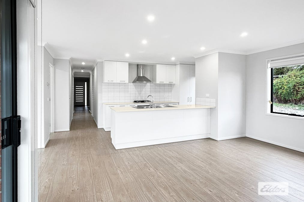 19 Kofoed Street, Ararat, VIC, 3377 - Image 4