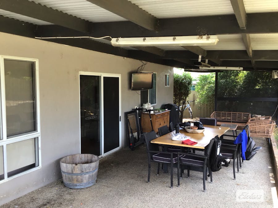 17 Dawson Street, Ararat, VIC, 3377 - Image 9