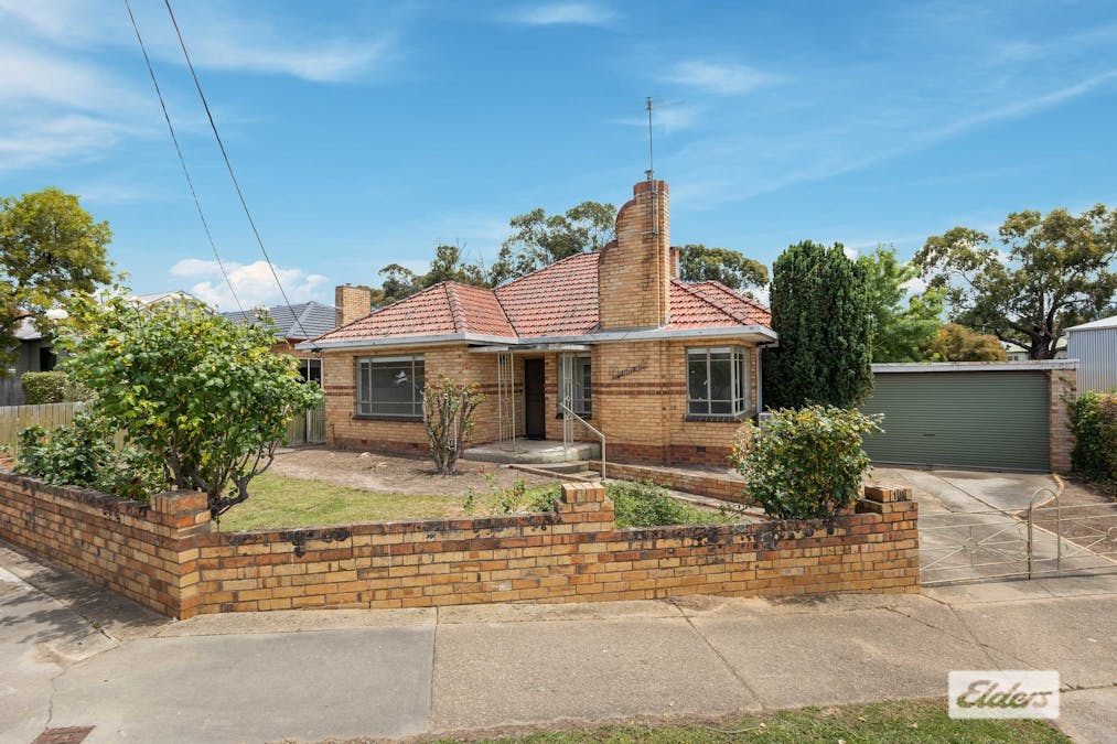 19 Queens Avenue, Ararat, VIC, 3377 - Image 1