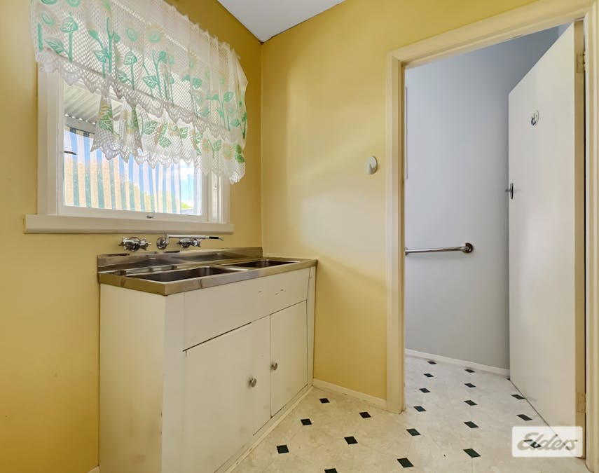 34 Hucker Street, Ararat, VIC, 3377 - Image 8