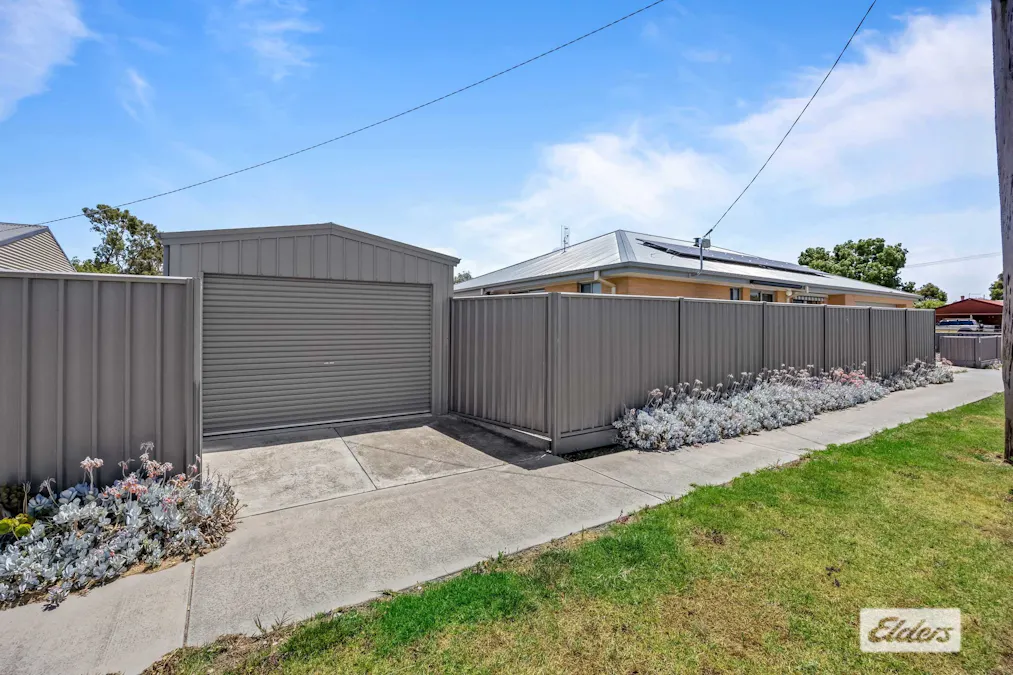 102 Rundell Street, Ararat, VIC, 3377 - Image 18