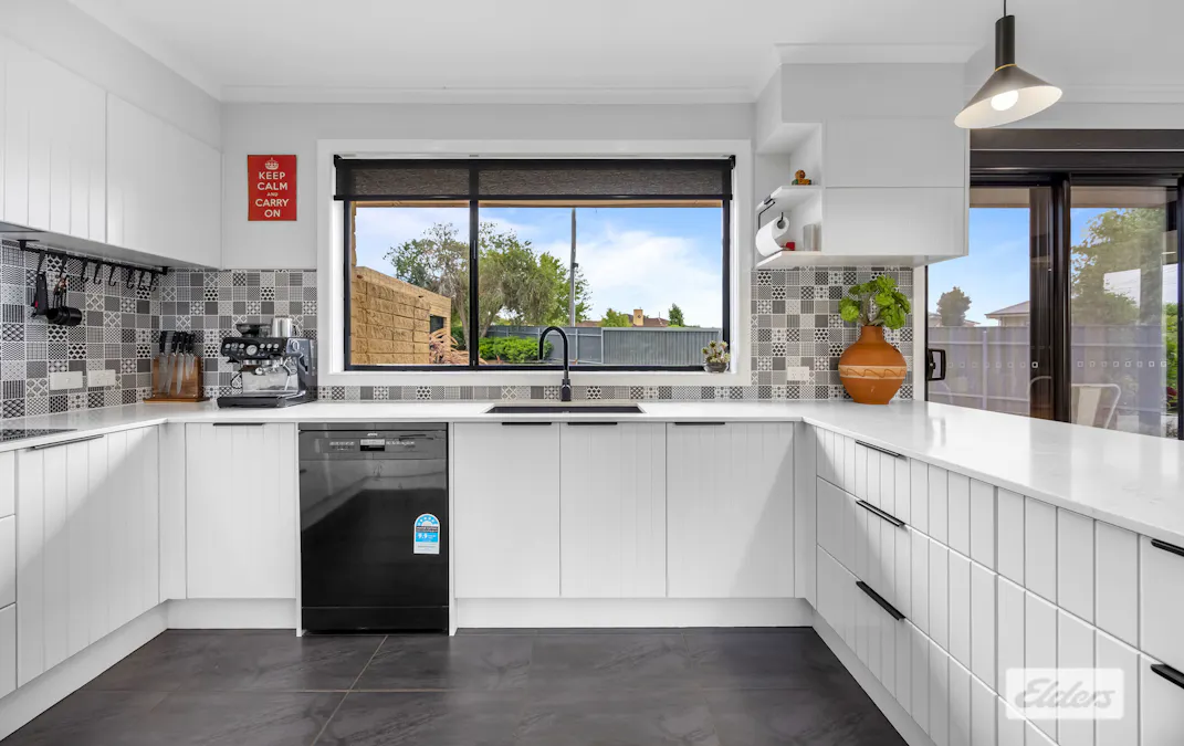 12 Moonlight Street, Stawell, VIC, 3380 - Image 4