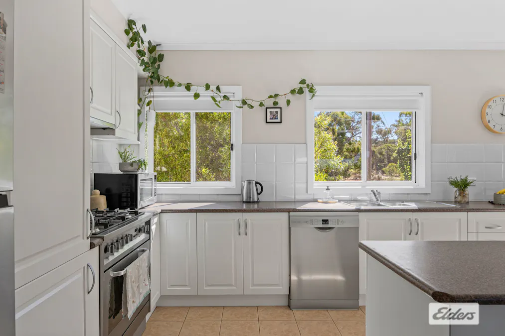 51 Brewster Road, Ararat, VIC, 3377 - Image 6