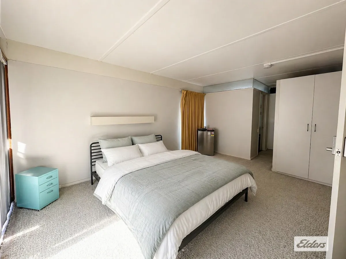1/31 Seaby Street — photo 2 of 5