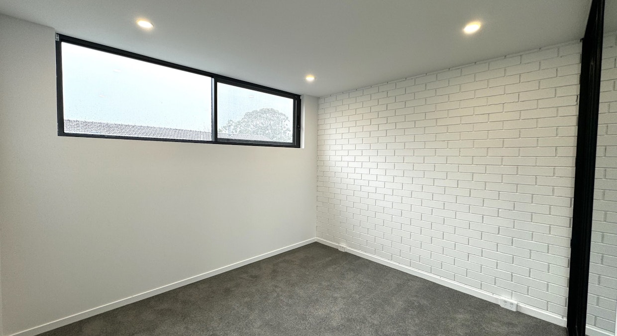 22 Harden Crescent, Georges Hall, NSW, 2198 - Image 6