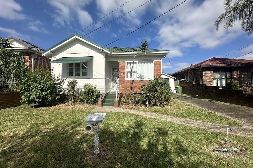 28 Lithgow Avenue, Yagoona, NSW, 2199 - Image 1