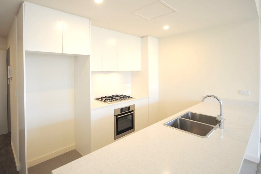 E102/2 Rowe Drive, Potts Hill, NSW, 2143 - Image 2