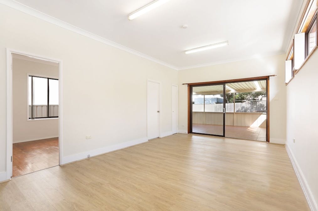 20 Cooleen Street, Blakehurst, NSW, 2221 - Image 3