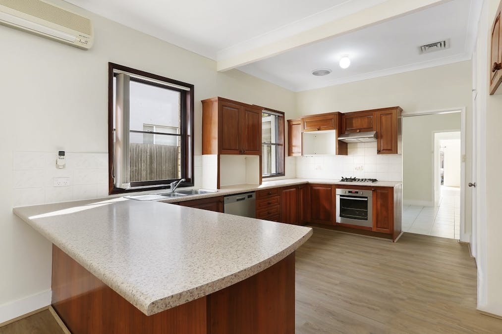 20 Cooleen Street, Blakehurst, NSW, 2221 - Image 2