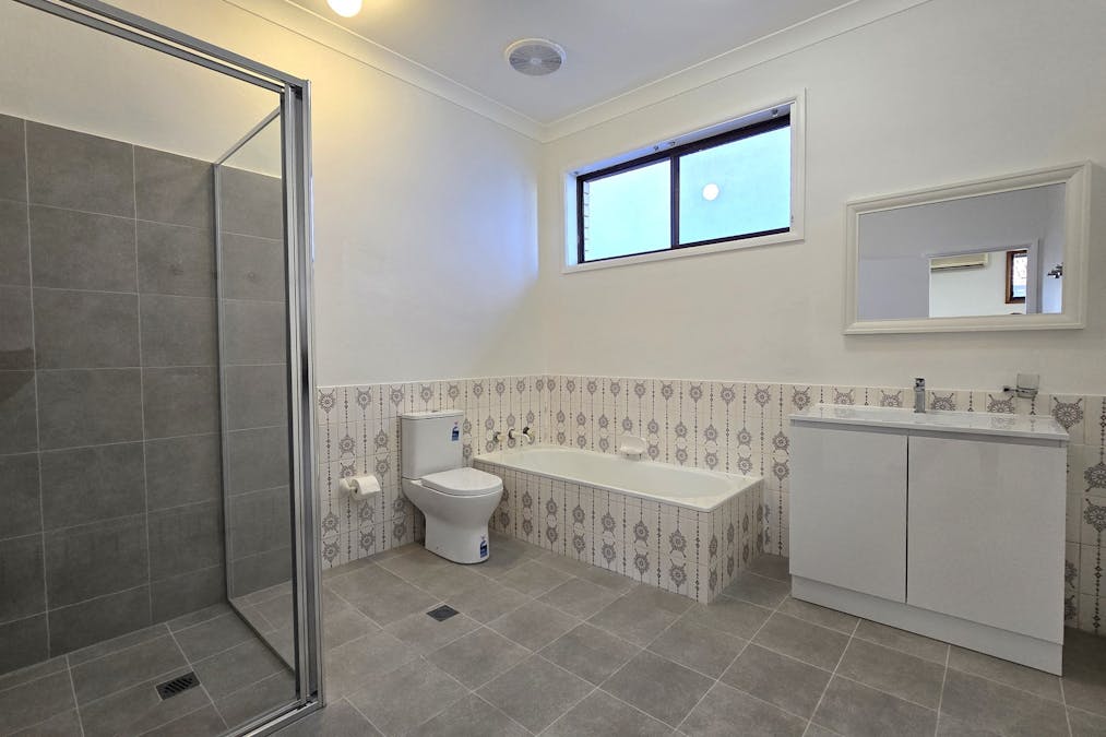 20 Cooleen Street, Blakehurst, NSW, 2221 - Image 6