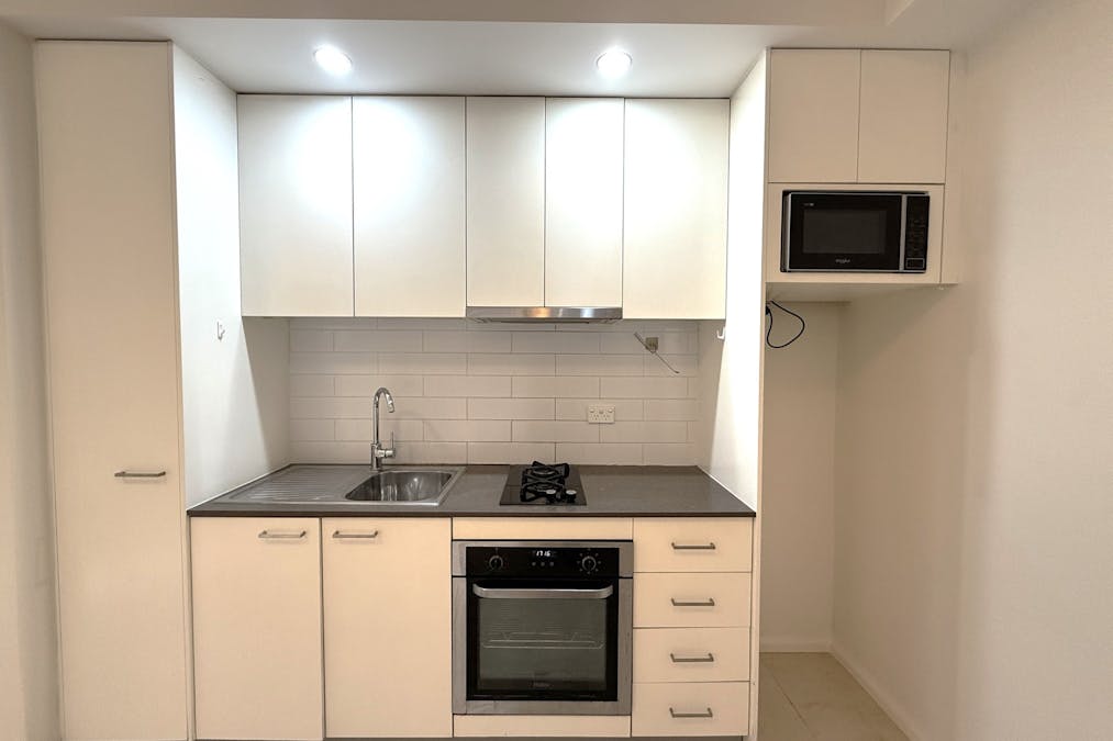 8/37 French Avenue, Bankstown, NSW, 2200 - Image 3