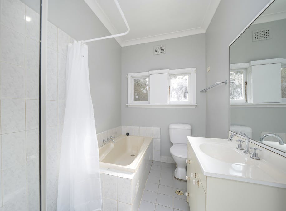 7 Caldwell Parade, Yagoona, NSW, 2199 - Image 8