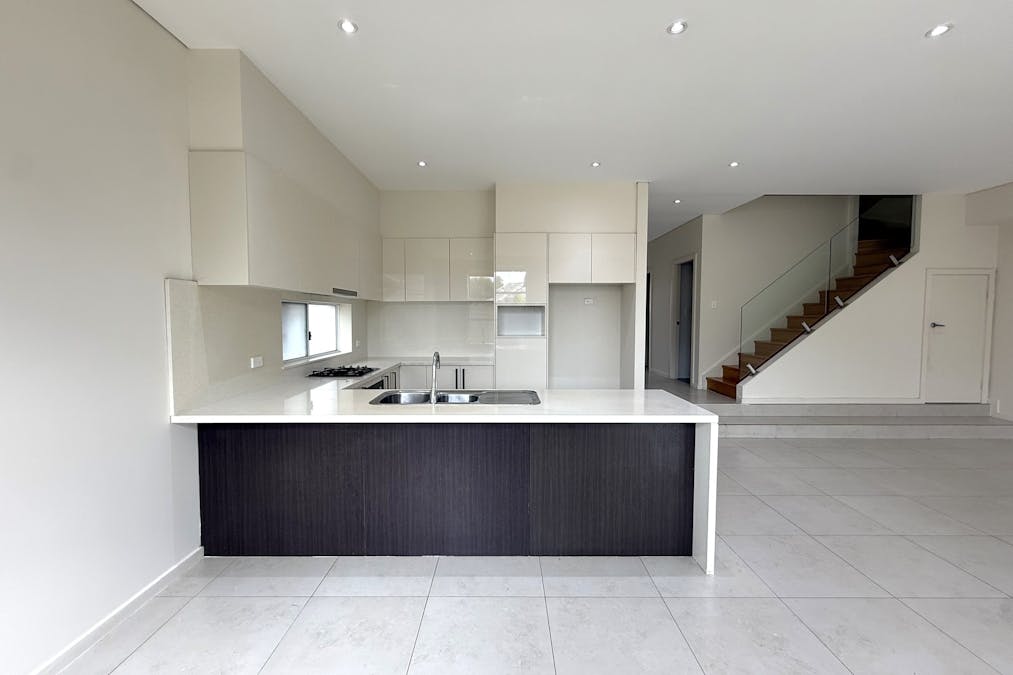 2/117 William Street, Condell Park, NSW, 2200 - Image 2
