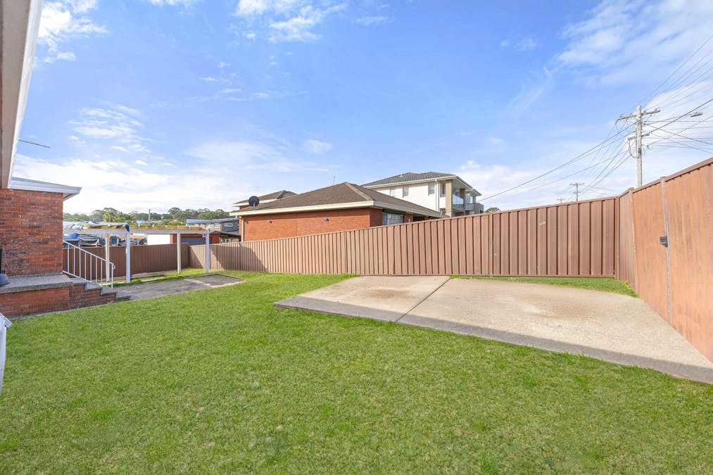 7 Ash Street, Georges Hall, NSW, 2198 - Image 10