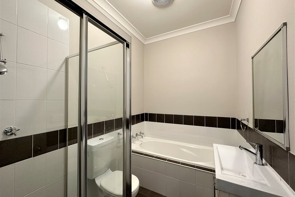 4/53 Scott Street, Punchbowl, NSW, 2196 - Image 6