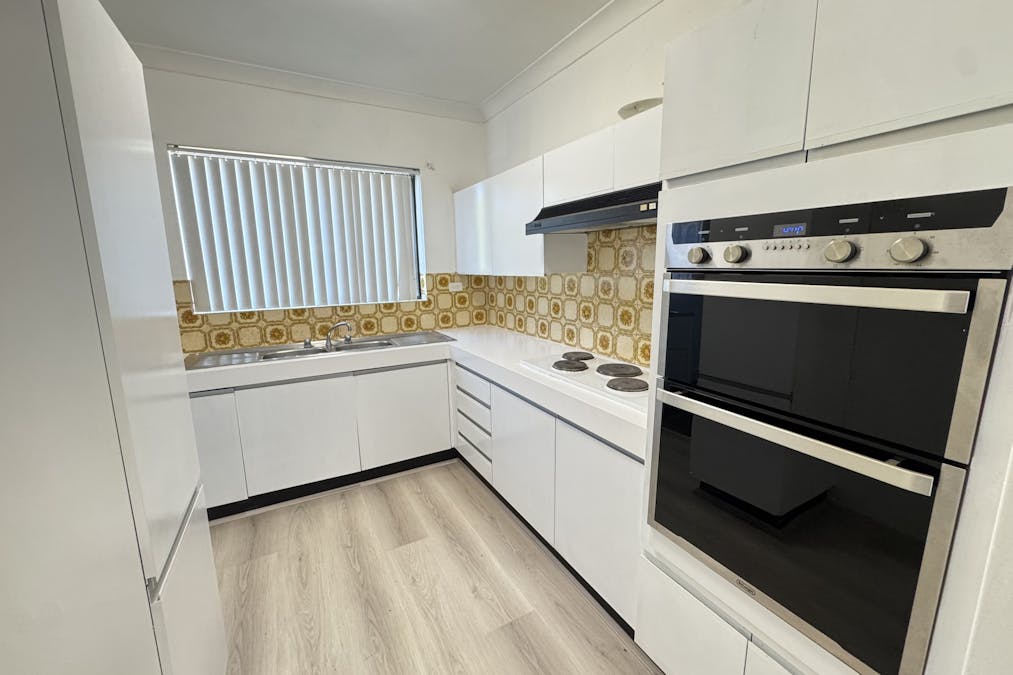 6/28 Weigand Avenue, Bankstown, NSW, 2200 - Image 3