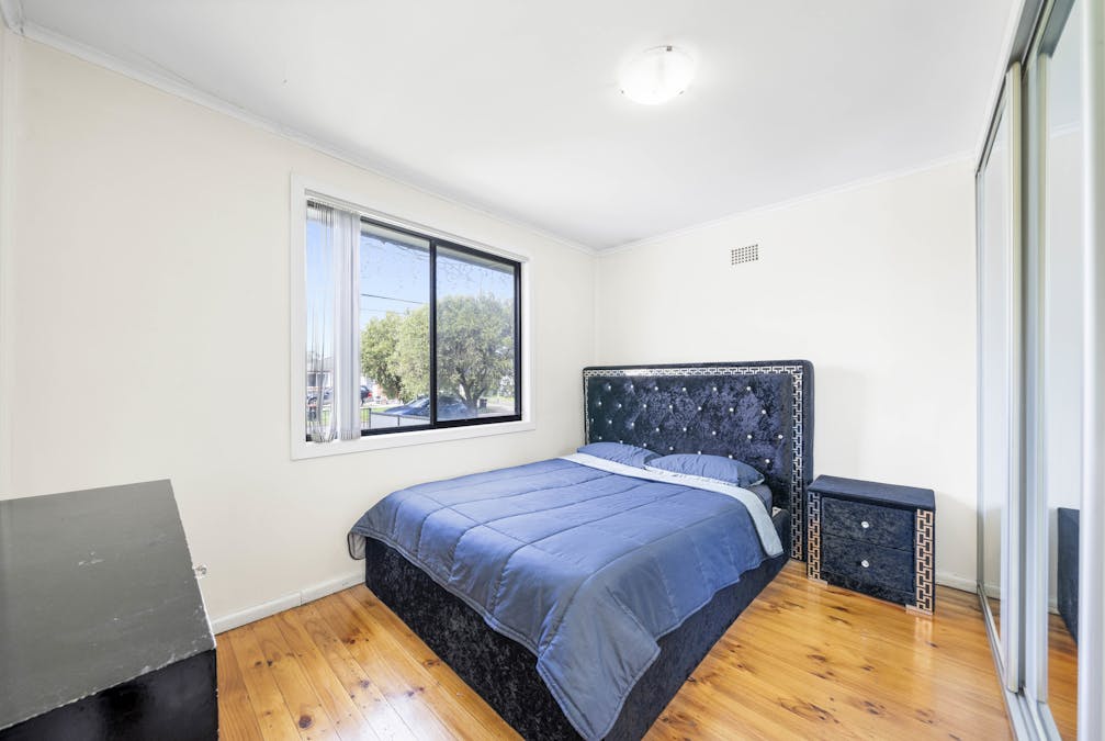 27 Gabo Crescent, Sadleir, NSW, 2168 - Image 8