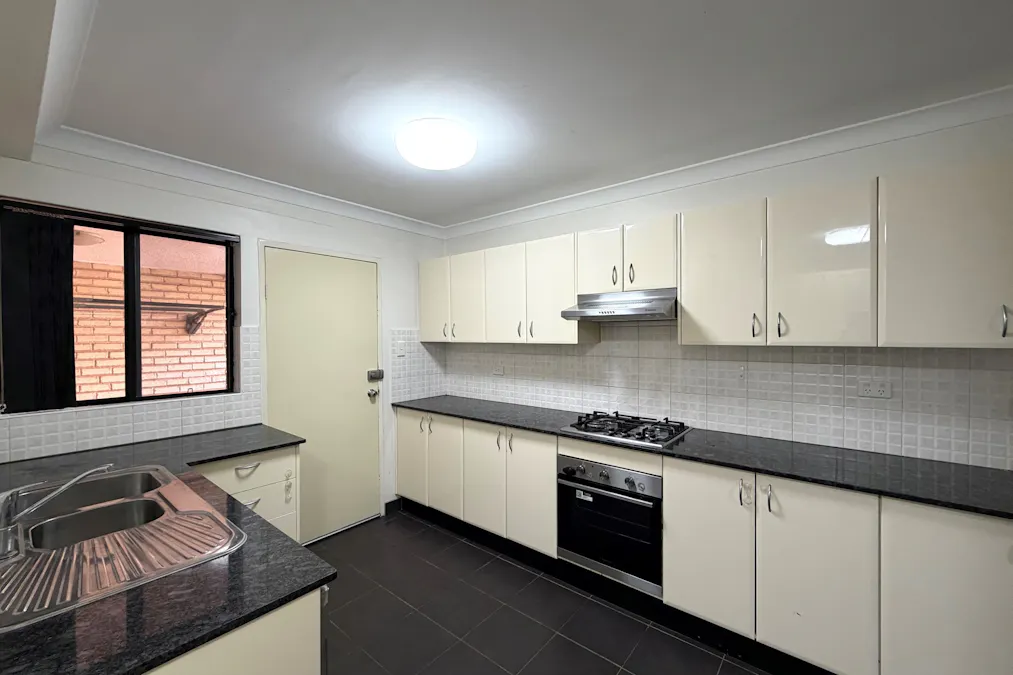 15/7 Dudley Avenue, Bankstown, NSW, 2200 - Image 2