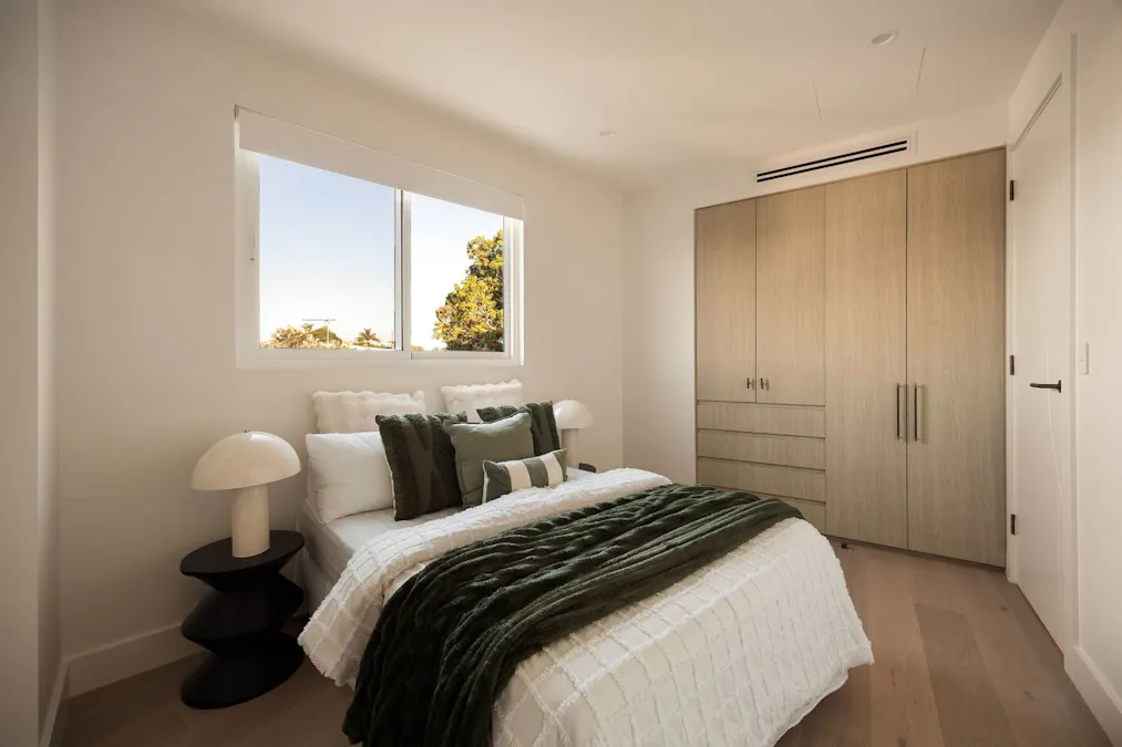 2a Leah Avenue, Picnic Point, NSW, 2213 - Image 17