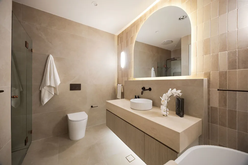 2a Leah Avenue, Picnic Point, NSW, 2213 - Image 16