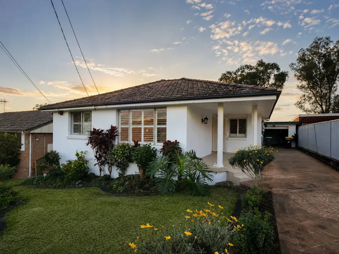 78 Oak Drive, Georges Hall, NSW, 2198