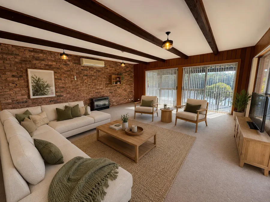 498 Henry Lawson Drive, East Hills, NSW, 2213 - Image 4