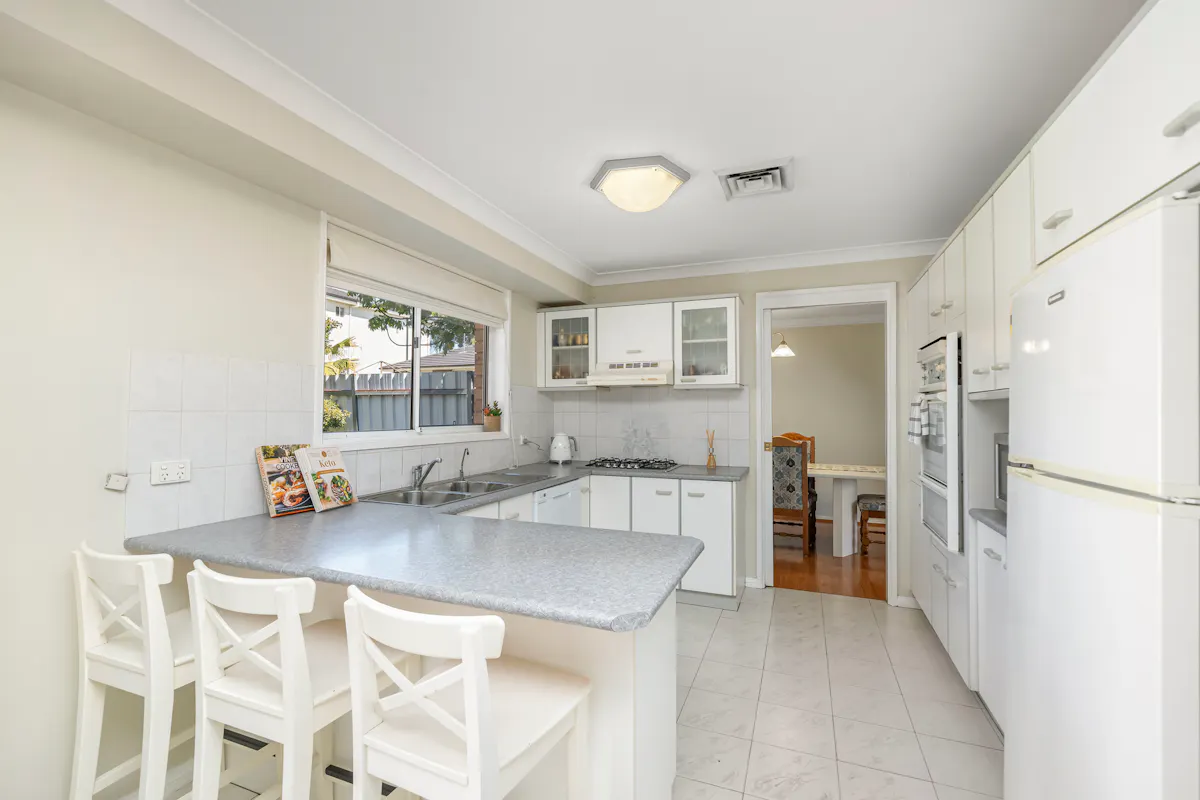 48 Cardigan Road — photo 3 of 17