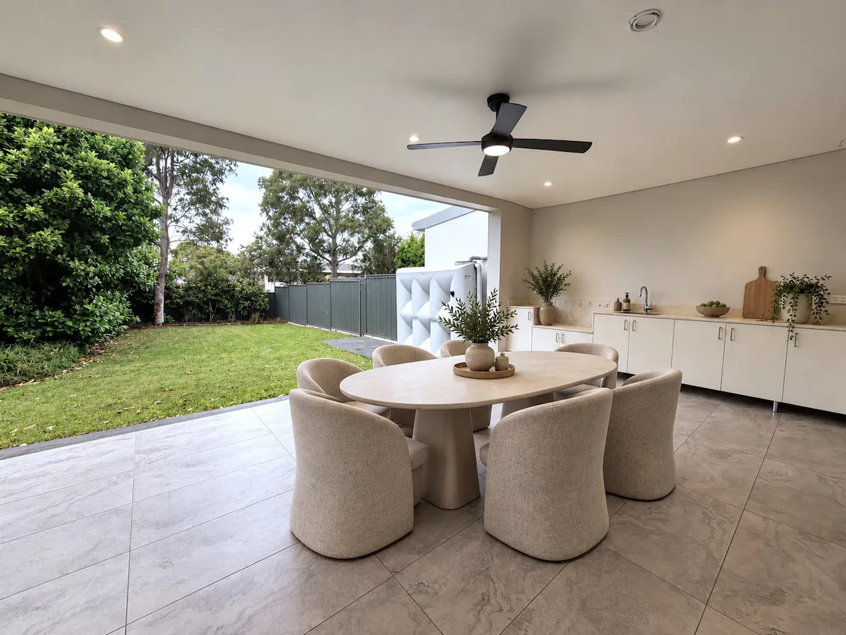 23 Simmat Avenue — photo 11 of 11