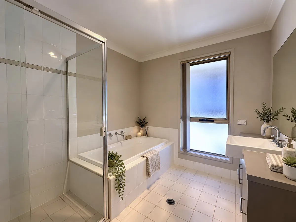 44 Stansfield Avenue — photo 8 of 11