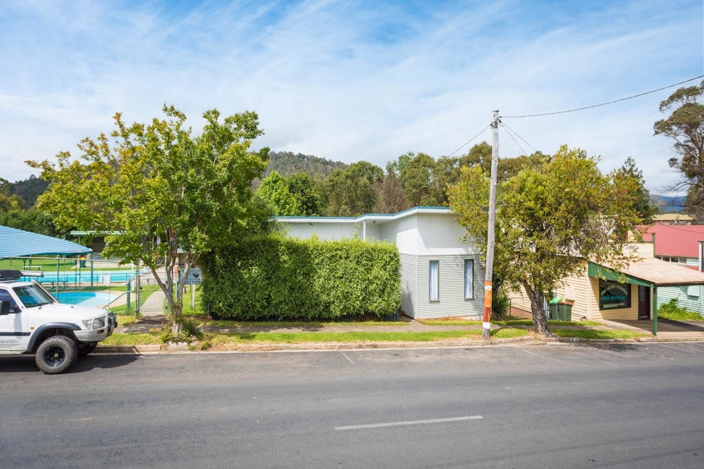 11 Cobargo Bermagui Road, Cobargo, NSW, 2550 - Image 1