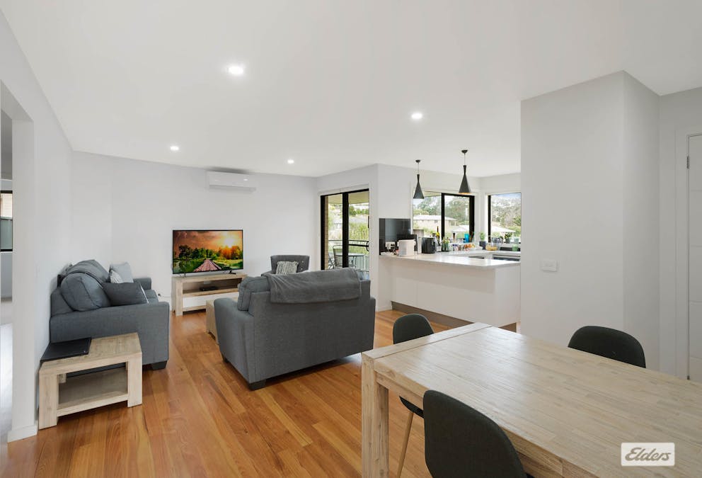 10 Salway Close, Bega, NSW, 2550 - Image 3