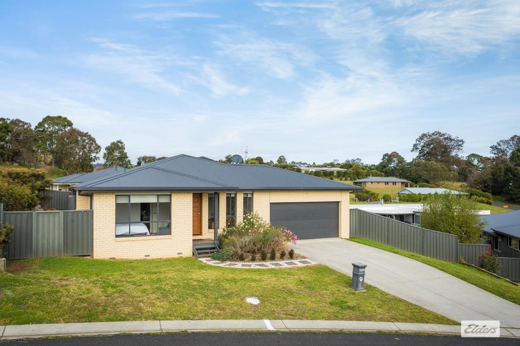 10 Salway Close, Bega, NSW, 2550 - Image 1