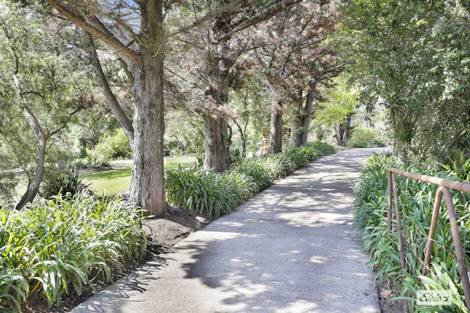 10 Corridgeree Lane, Tarraganda, NSW, 2550 - Image 2