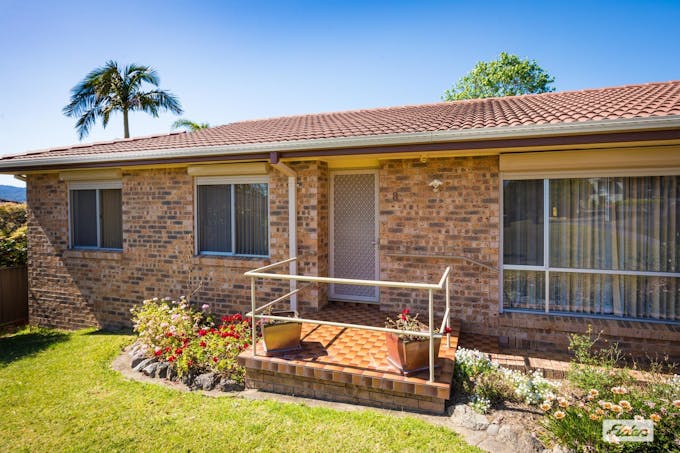 8 Goldberg Place, Bega, NSW, 2550 - Image 2