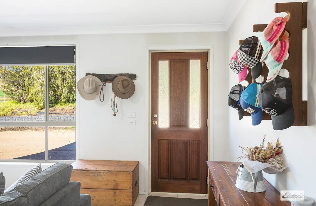 32 Max Slater Drive, Bega, NSW, 2550 - Image 2
