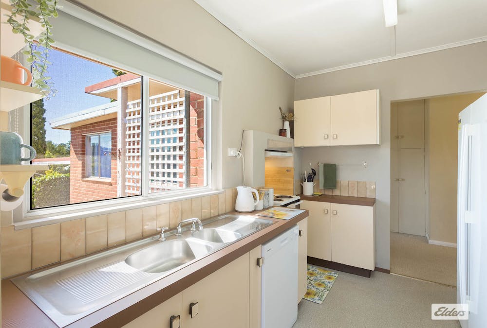 8 Meringo Street, Bega, NSW, 2550 - Image 15