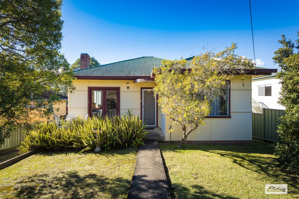 8 Watson Street, Bega, NSW, 2550 - Image 1