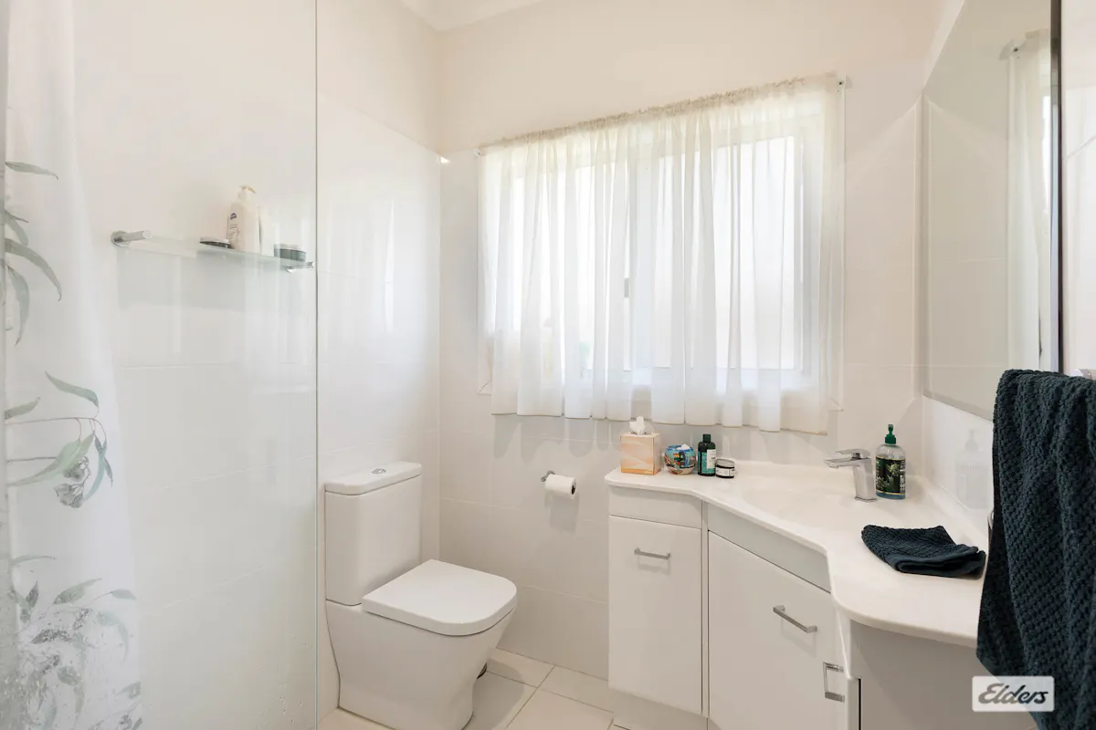 27 Eden Street — photo 14 of 28