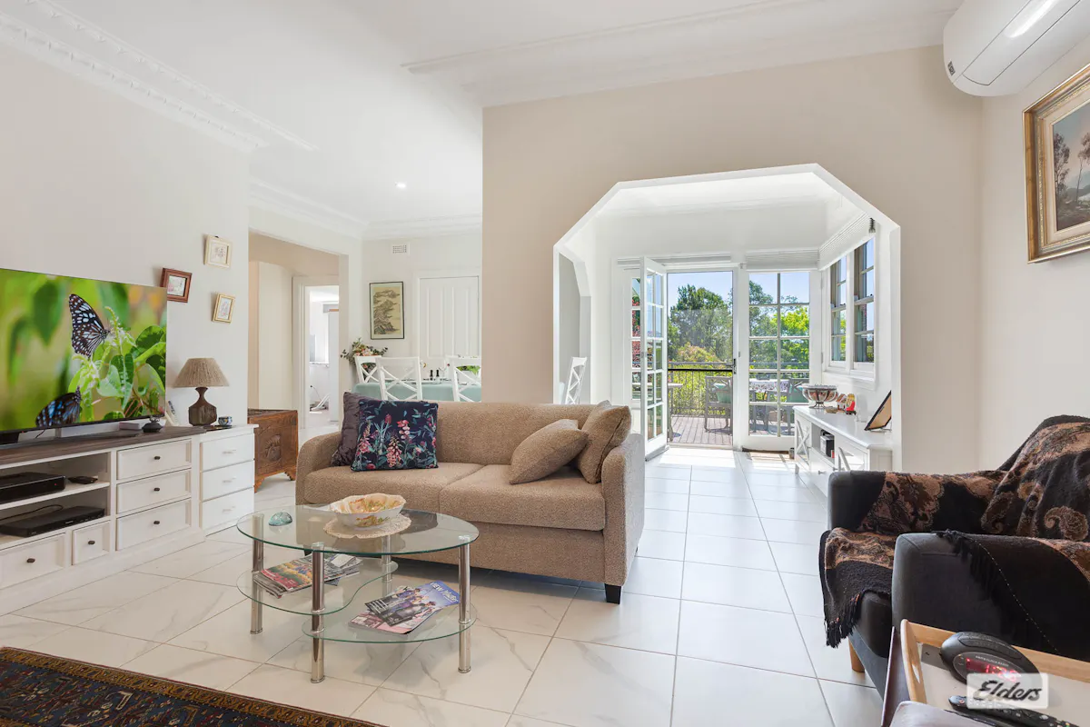 27 Eden Street — photo 7 of 28