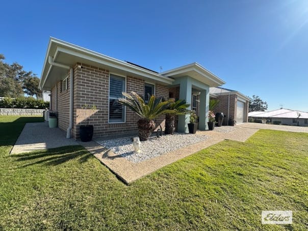 10 Malabar Drive, Forest Hill, QLD, 4342 - Image 1