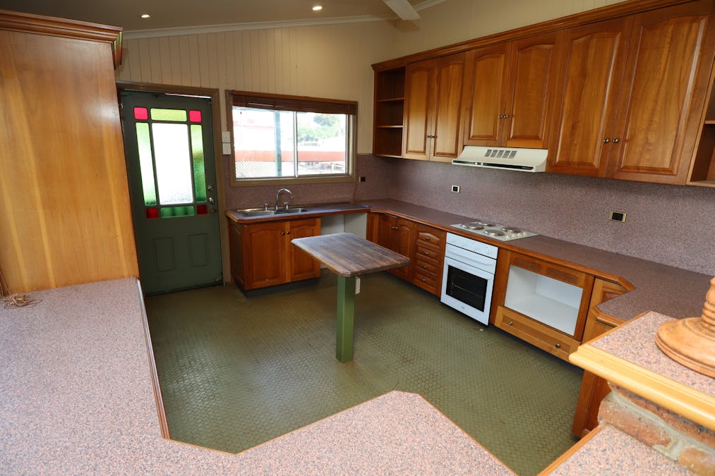 43 Vaux Street, Laidley, QLD, 4341 - Image 6