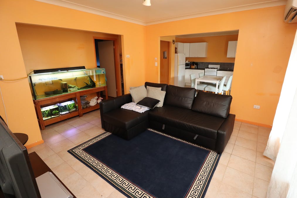 10 Brendan Court, Hatton Vale, QLD, 4341 - Image 2