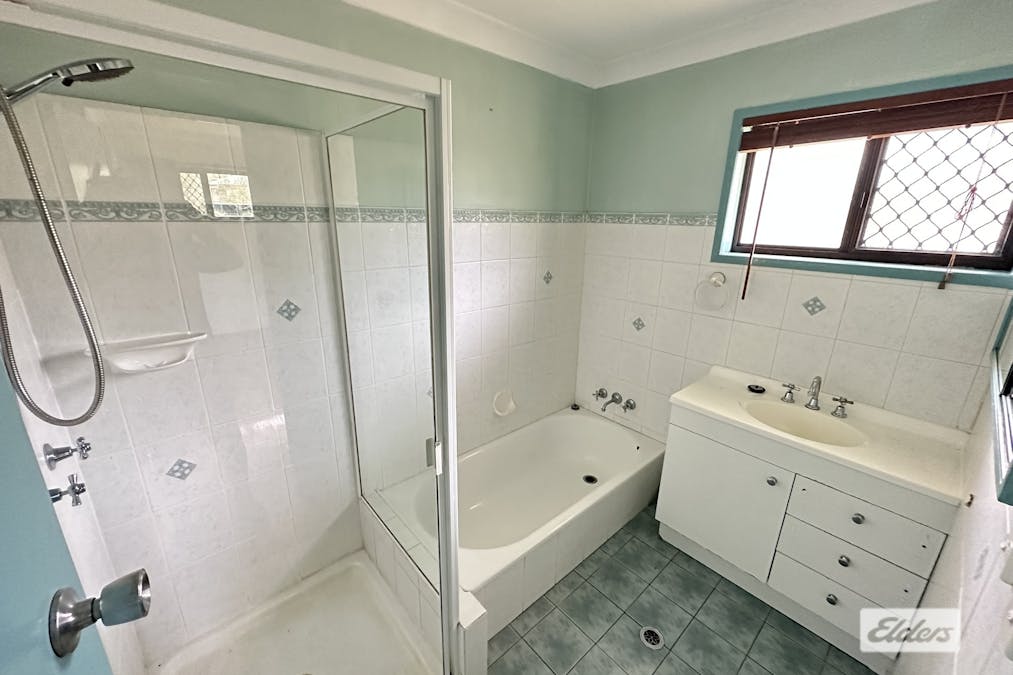 11 Australia Ii Drive, Kensington Grove, QLD, 4341 - Image 5