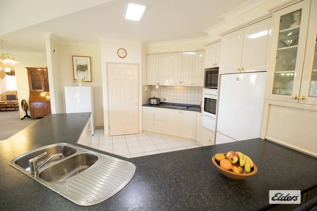 4 Glen Cairn Road, Laidley Heights, QLD, 4341 - Image 3