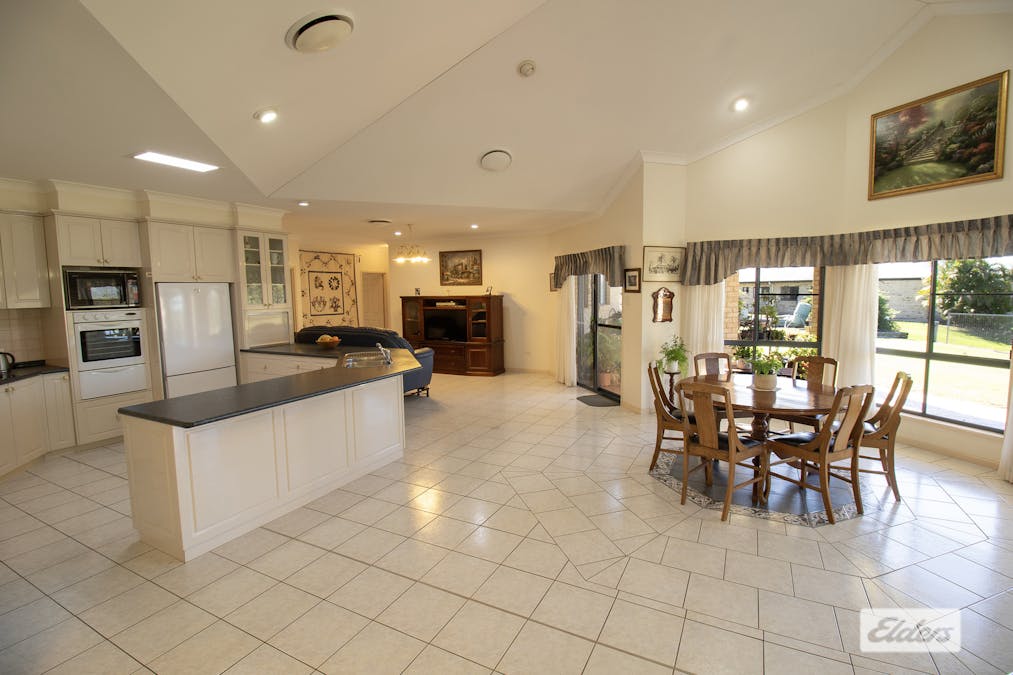 4 Glen Cairn Road, Laidley Heights, QLD, 4341 - Image 2