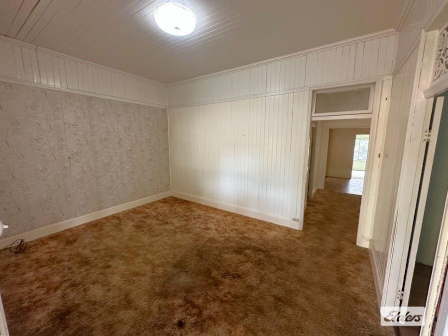 26 Campbell Street, Laidley, QLD, 4341 - Image 9