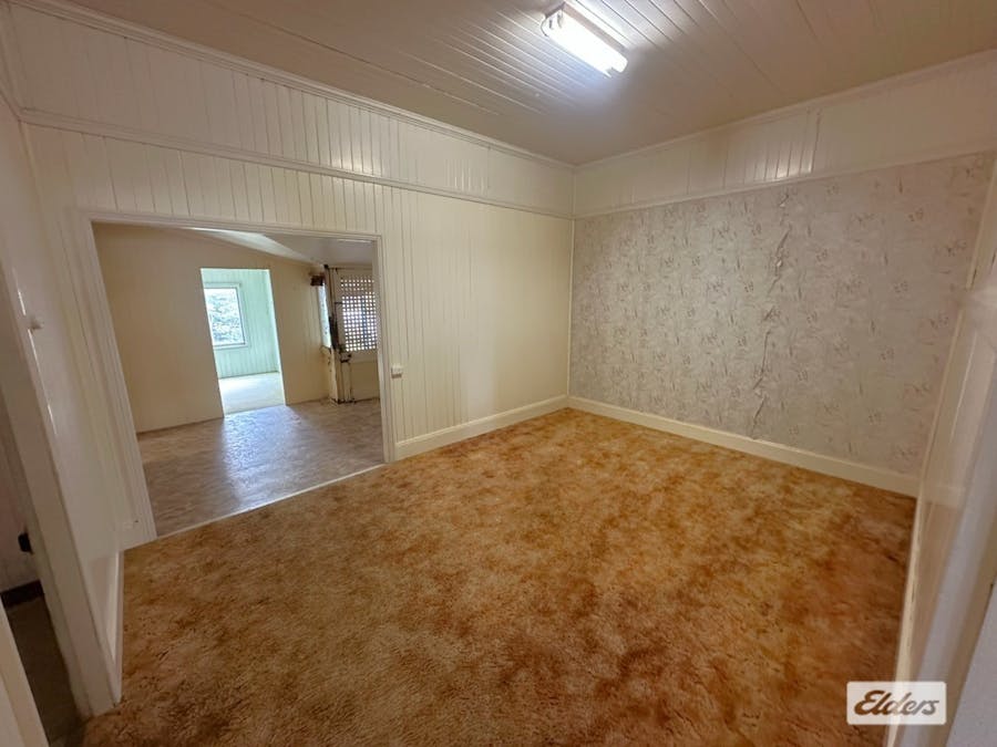 26 Campbell Street, Laidley, QLD, 4341 - Image 10