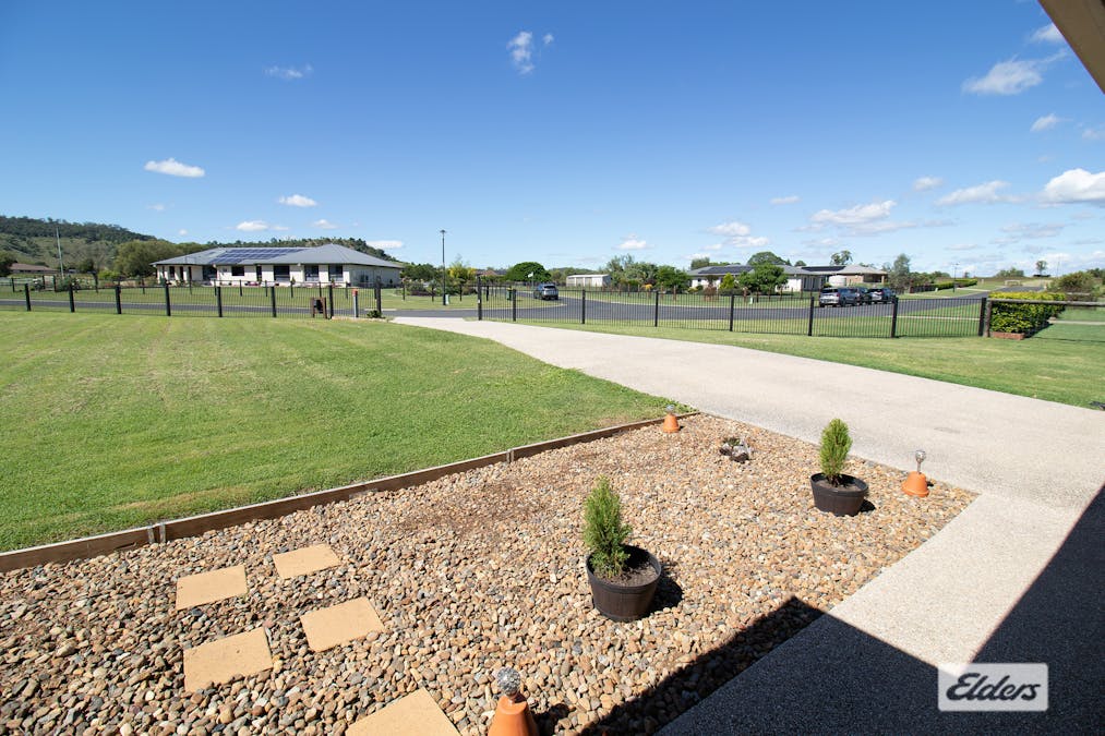 8 Fernrow Drive, Plainland, QLD, 4341 - Image 20